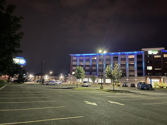 Gallery - Holiday Inn Express & Suites - Gatineau - Ottawa By Ihg