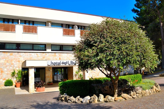 Gallery - Pugnochiuso Resort - Hotel Degli Ulivi