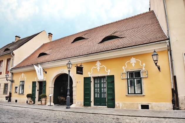 Gallery - Maison Bistro & Hotel