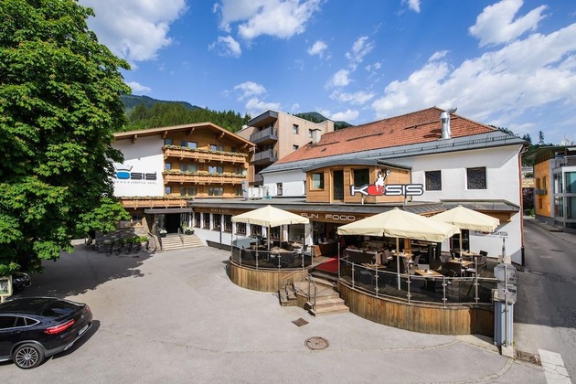 Gallery - Kosis Sports Lifestyle Hotel