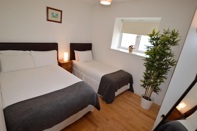 Gallery - Metrostays - Stephen's Green 7-2