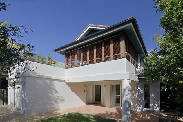 Gallery - Clarkes Beach Villa