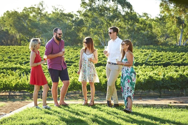 Gallery - Vineyard Cottage At Upper Reach Winery