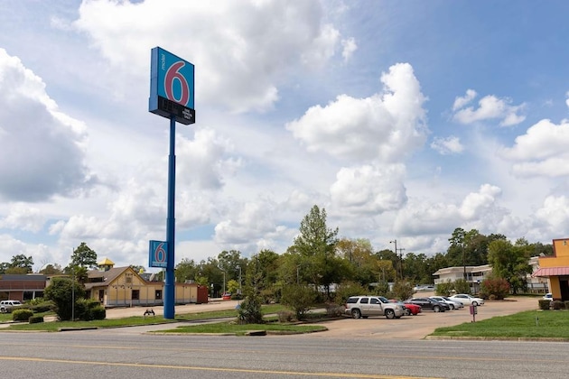 Gallery - Motel 6 Lufkin