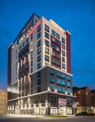 Gallery - Hilton Garden Inn Iowa City Downtown University