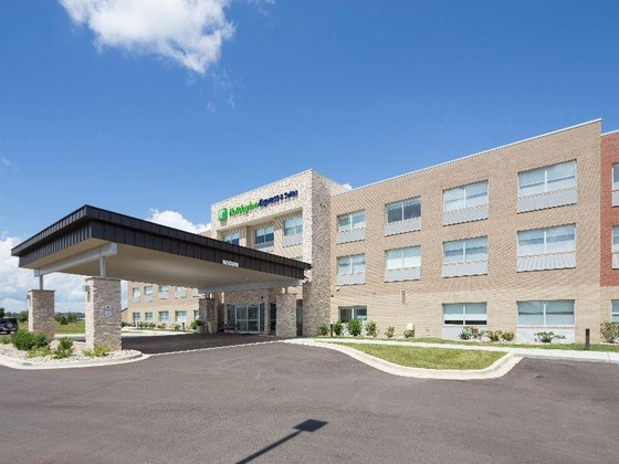 Gallery - Holiday Inn Express & Suites - Gaylord, An Ihg Hotel