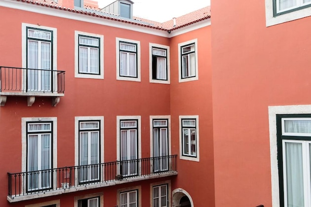 Gallery - Dear Lisbon - Gallery House