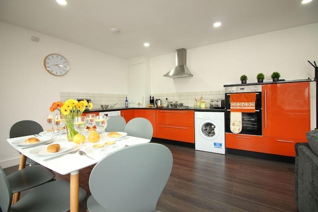 Gallery - Britannia Chambers