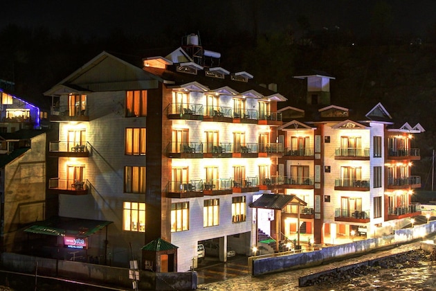 Gallery - Hill County Resort & Spa