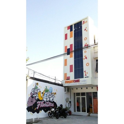 Gallery - Front One Cabin Tirtonadi Solo