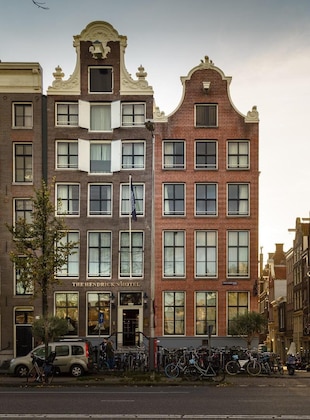 Gallery - The Hendrick's Hotel