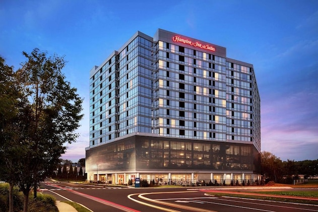 Gallery - Hampton Inn & Suites Teaneck Glenpointe Nj