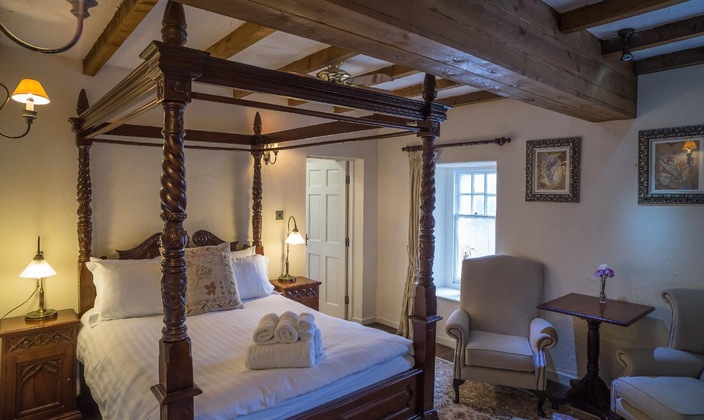Gallery - The Peak Hotel