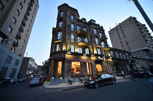 Gallery - Boulevard Hotel