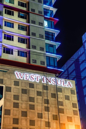 Gallery - West Insula Units By Ays