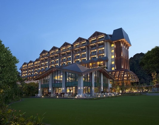 Gallery - Resorts World Sentosa - Equarius Hotel
