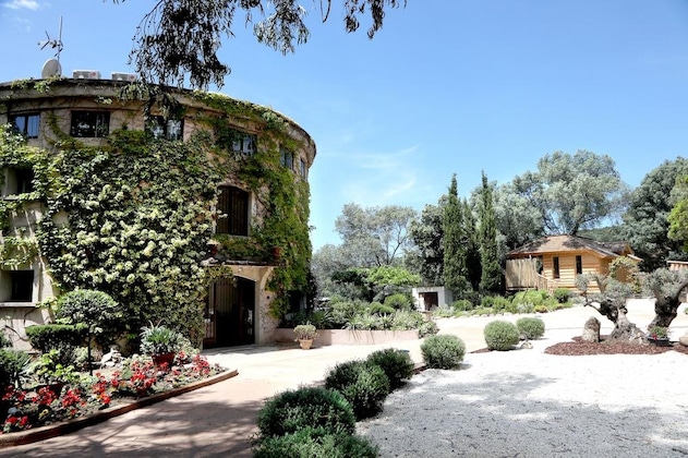 Gallery - L'hostellerie Du Moulin Des Oliviers