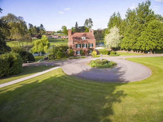 Gallery - Melbourne Lodge