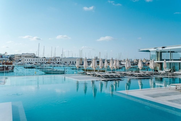 Gallery - Azur Hotel By St Hotels