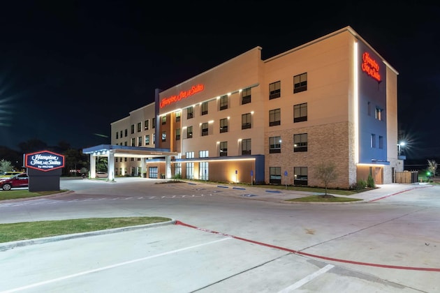 Gallery - Hampton Inn & Suites Dallas East