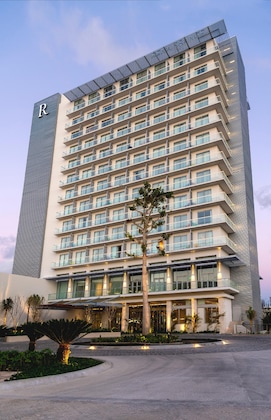 Gallery - Renaissance Cancun Resort & Marina