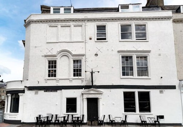 Gallery - The Black Fox