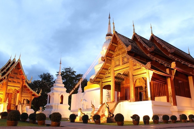 Gallery - Phra Singh Village