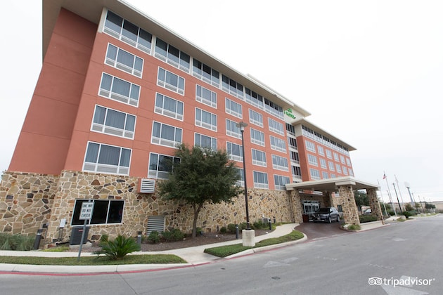 Gallery - Four Points by Sheraton San Antonio Northwest