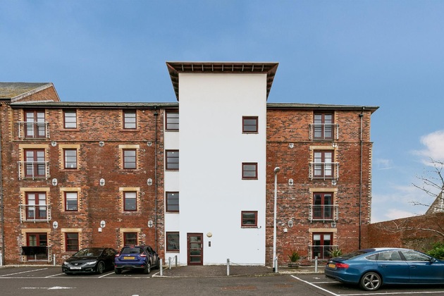 Gallery - Elliot Suite No15 – Donnini Apartments