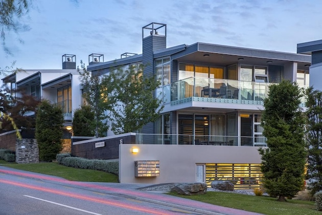 Gallery - Kent Street Apartments Element Escapes