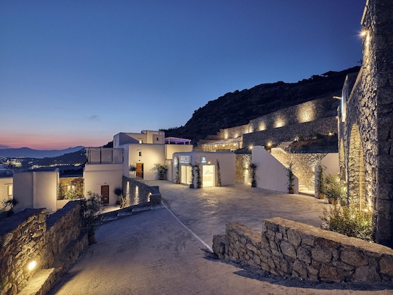 Gallery - Αrcs Suites & Residences
