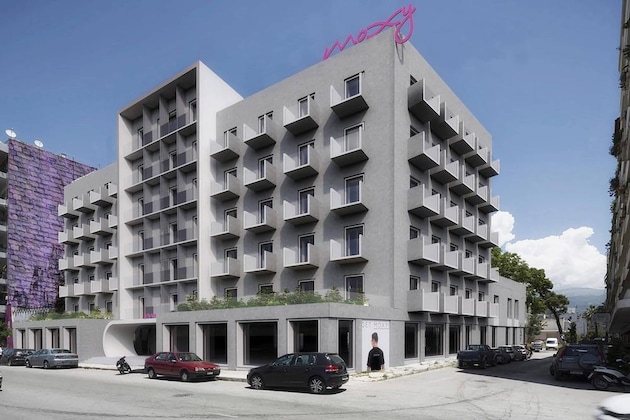 Gallery - Moxy Patra Marina