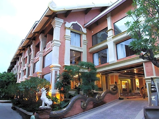 Gallery - Floral Hotel Dolphin Circle Pattaya