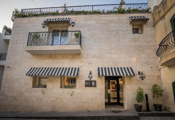 Gallery - Holm Boutique &Spa - Ik Collection