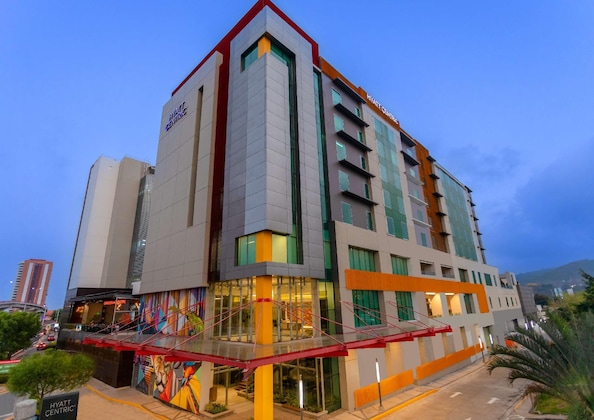 Gallery - Hyatt Centric Las Cascadas San Salvador