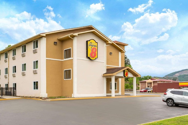Gallery - Super 8 By Wyndham Chattanooga Lookout Mountain Tn