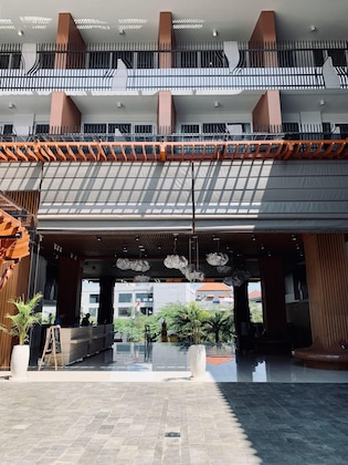 Gallery - Fairfield By Marriott Bali Kuta Sunset Road