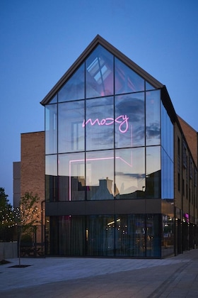 Gallery - Moxy York