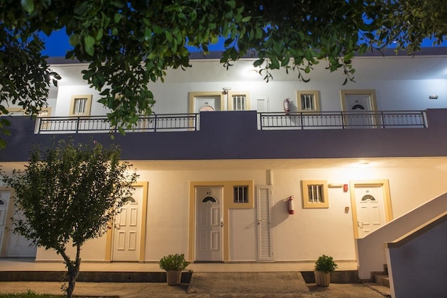Gallery - Fili Hotel Apartments