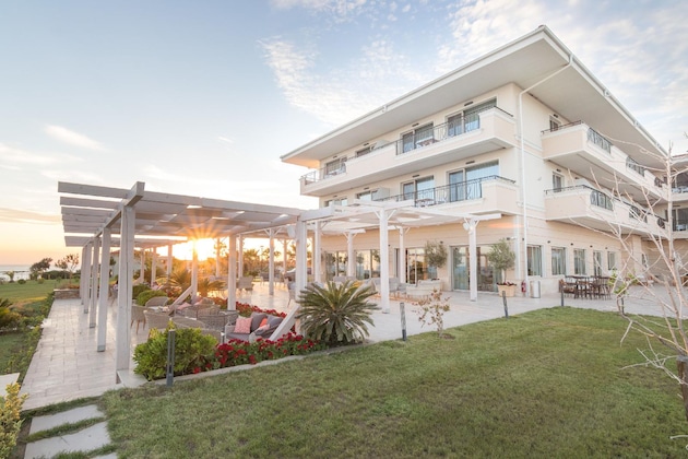 Gallery - King Maron Wellness Beach Hotel