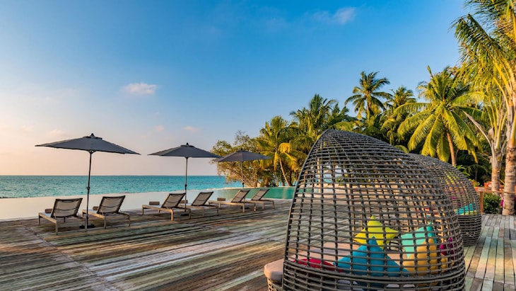 Gallery - Fiyavalhu Resort Maldives