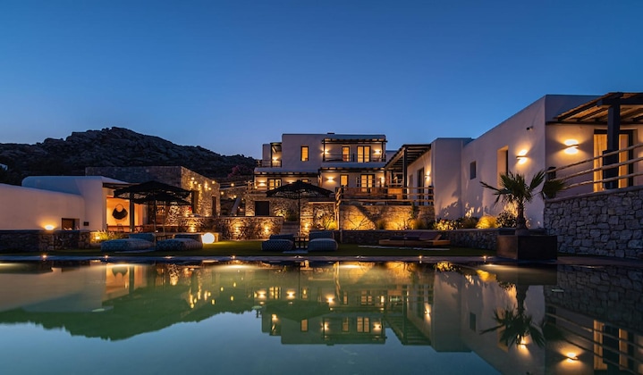 Gallery - Maregold Mykonos Micro-Suites, Adults Only