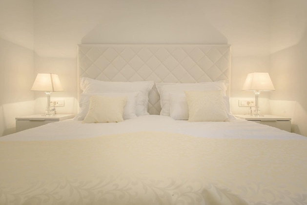 Gallery - Best Location Apartments