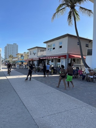 Gallery - Golden Sand Oceanfront