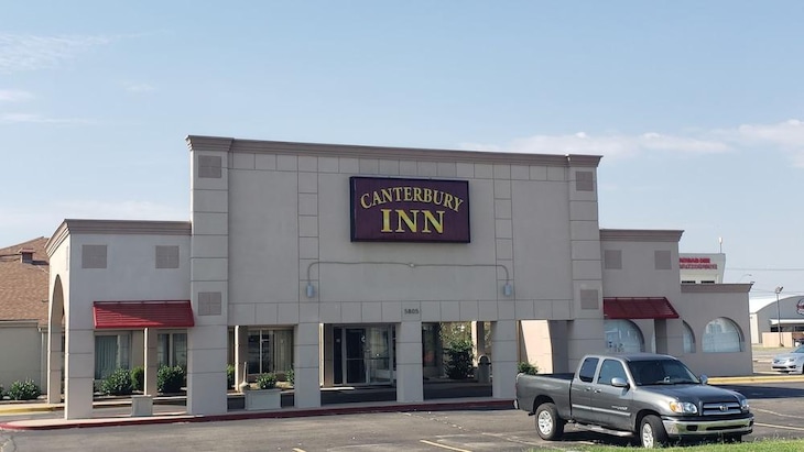 Gallery - Economy Hotel Plus Wichita
