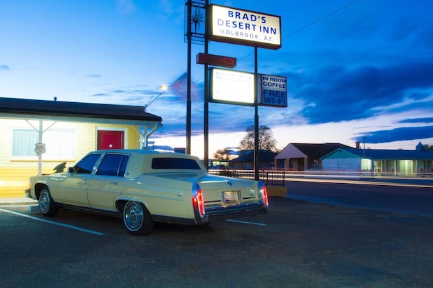 Gallery - Brad's Desert Inn