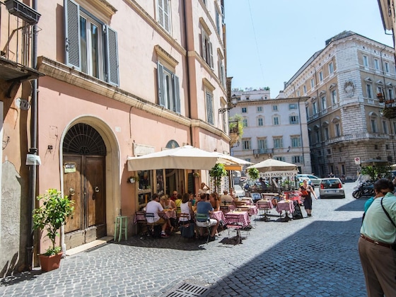 Gallery - Rsh Piazza Navona Charming Apartment 2
