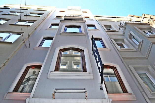 Gallery - Montena Suit