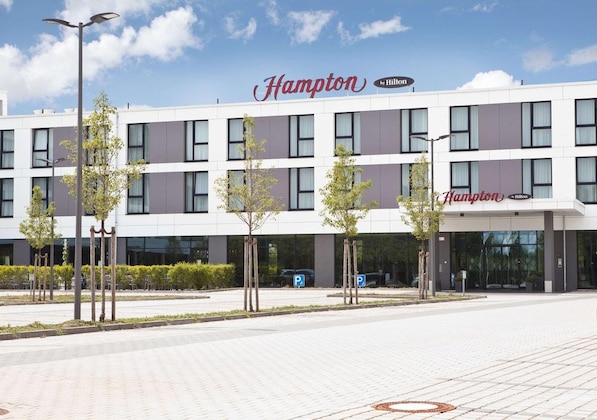 Gallery - Hampton By Hilton Munich Airport South