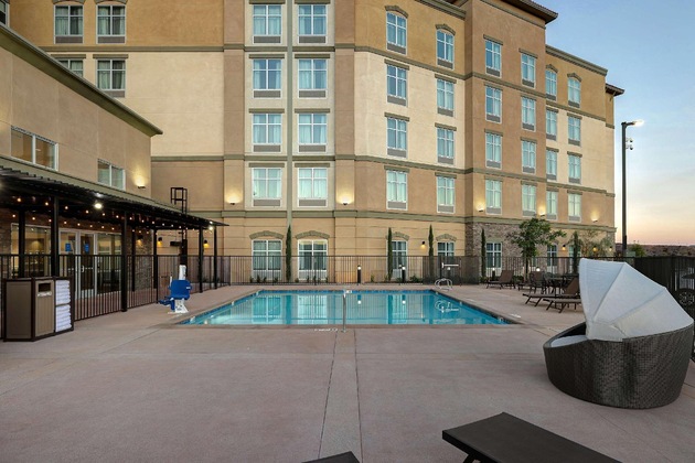 Gallery - Hampton Inn Santa Clarita-Valencia